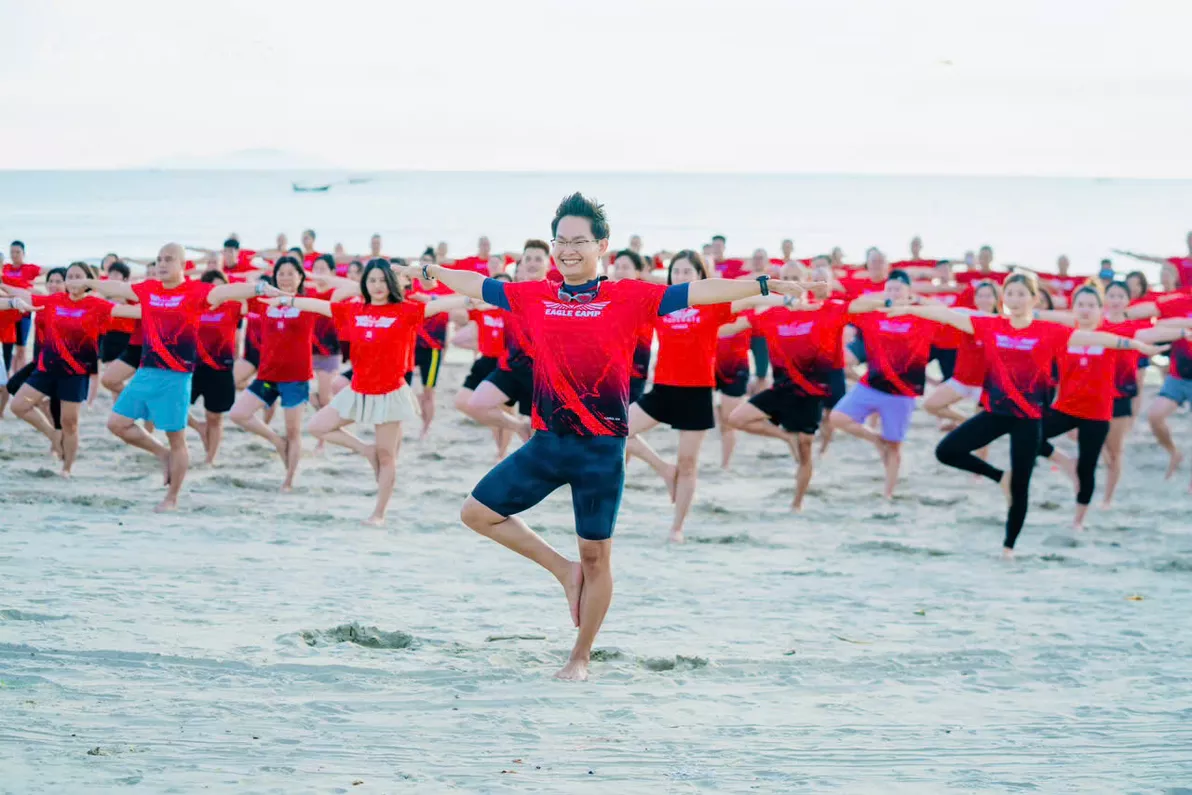 Học Viện Yoga T.Kim Việt Nam: 12 Năm Đào Tạo Uy Tín 6 HLV Đặng Kim Ba dẫn lớp tại Học Viện Yoga T.Kim Việt Nam