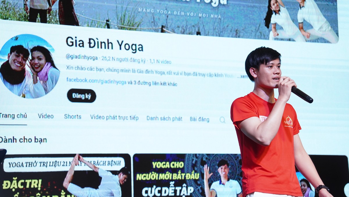 Từ Sĩ Quan Quân Đội Đến HLV Yoga: Hành Trình "Con Số 0" Của Youtuber Gia Đình Yoga 8 Nguyễn Đức Trung chia sẻ kinh nghiệm tới các HLV Yoga khoá K39 Học viện T.Kim
