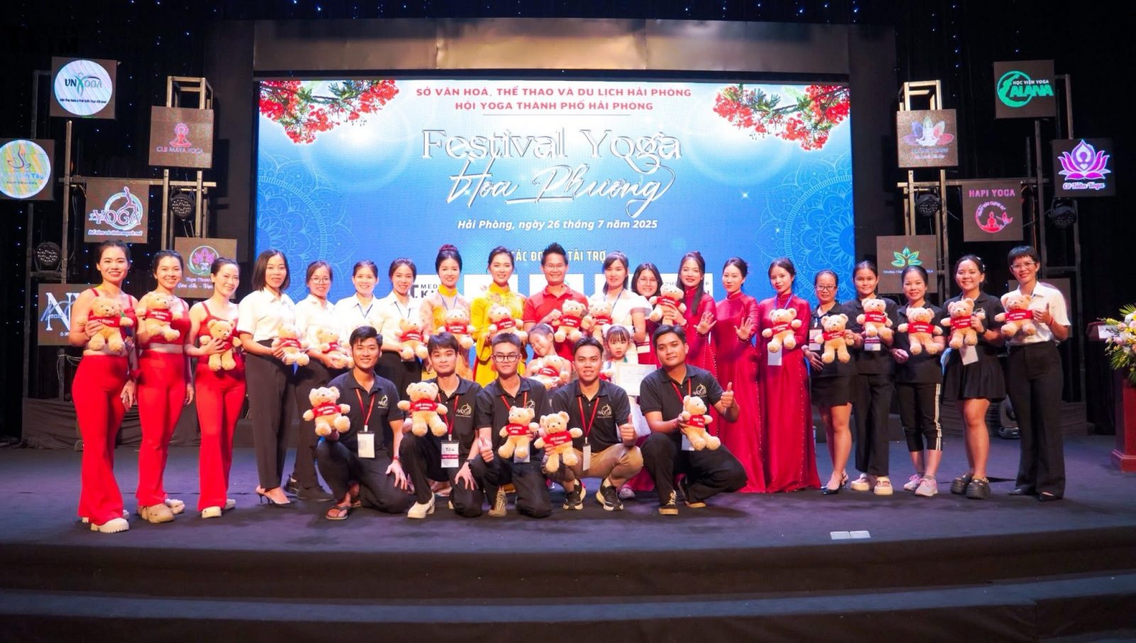 Hội Yoga Thành Phố Hải Phòng — Hành Trình 10 Năm Đưa Phong Trào Yoga Thành Hoạt Động Chính Quy Của Thành Phố Cảng 9 Festival Yoga Hoa Phượng Hải Phòng do Hội Yoga Thành phố Hải Phòng tổ chức