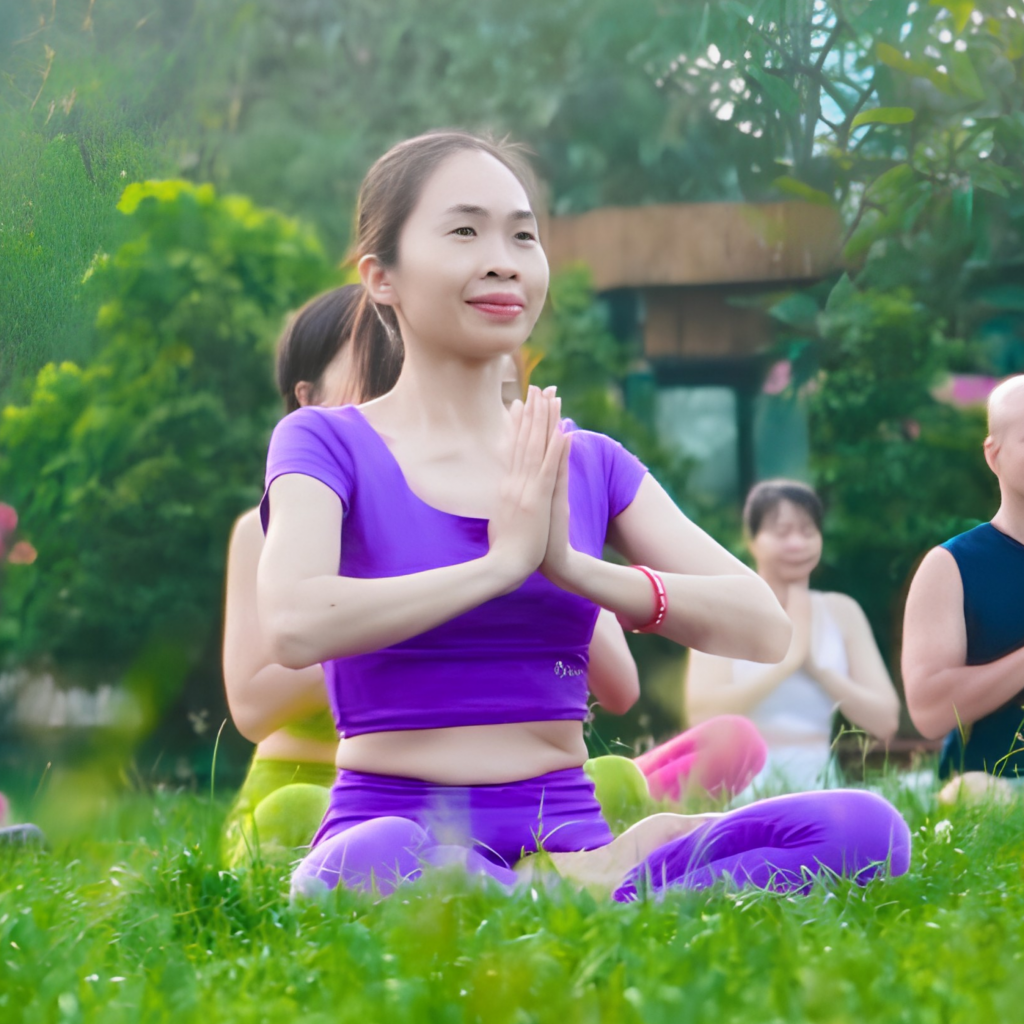 HLV Lưu Thị Thu Hương - Huấn luyện viên Yoga phục hồi tại Học viện Yoga TKim