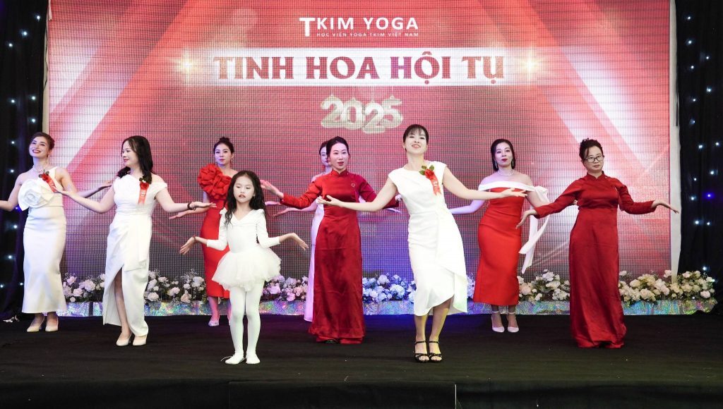 HLV Hồng Nga Yoga biểu diễn tại sự kiện Tinh Hoa Hội Tụ 2025 - T.Kim Yoga