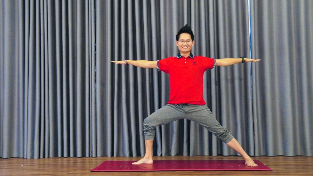 Bị đau khớp có nên tập yoga? 9 Bài tập yoga nhẹ nhàng tăng sức mạnh cơ quanh khớp gối cho người lớn tuổi