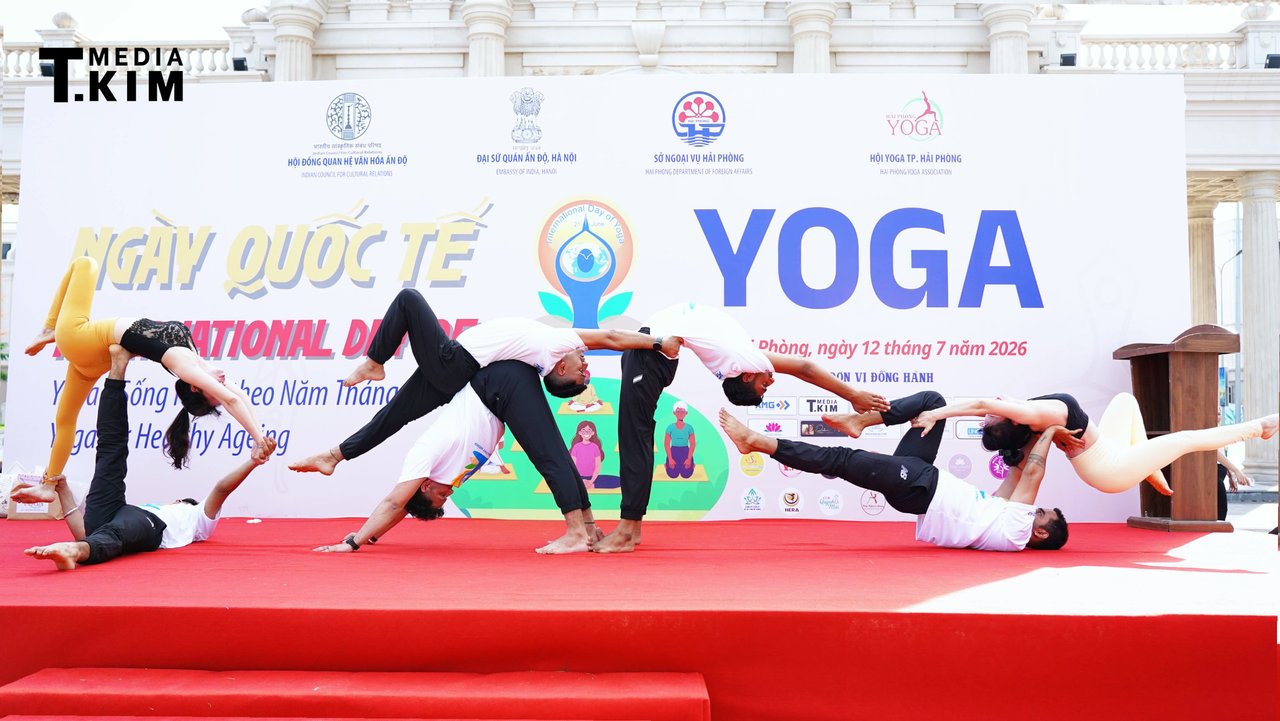 Hội Yoga Hải Phòng Gửi Lời Cảm Ơn Các Đơn Vị Đồng Hành — Ngày Quốc Tế Yoga 2026 11 Tiết mục biểu diễn Yoga của các giáo viên người Ấn Độ tại Ngày Quốc tế Yoga Hải Phòng 2026