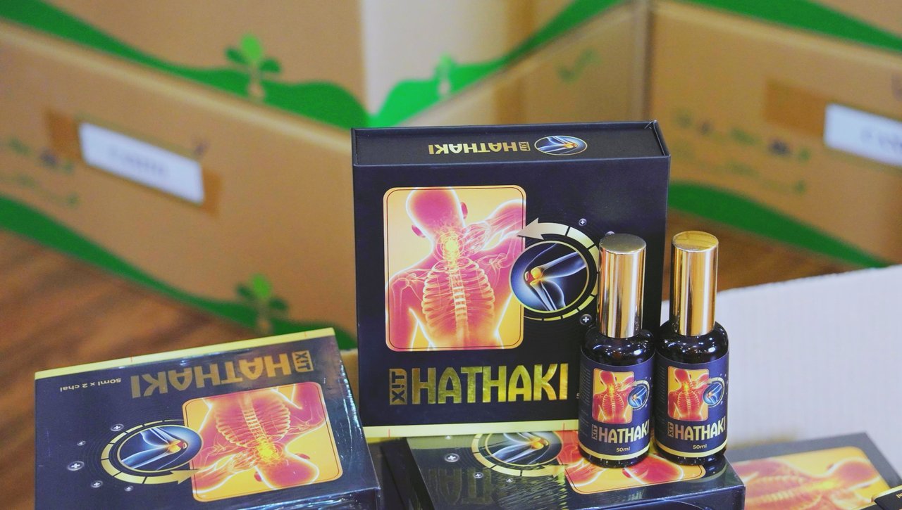 Đánh giá thực tế Xịt Hathaki tinh dầu dưỡng khớp dạng xịt tiện dùng