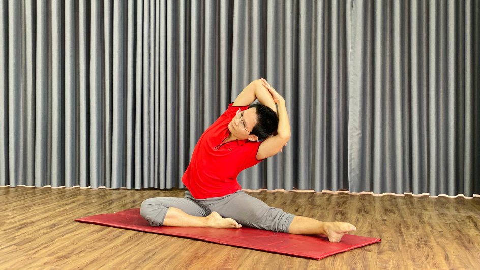 Giãn cơ thường xuyên có tốt không? 9 Bài tập giãn cơ đúng cách giữ mỗi tư thế 15 đến 30 giây